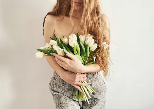 Dzień Kobiet = PEŁNY GRAFIK? 💐 5 trików na skuteczną sprzedaż! 💐